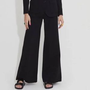 NWT- SUZIE KONDI- BLACK HIGH WAIST BOOT CUT PONTE KNIT PANT
